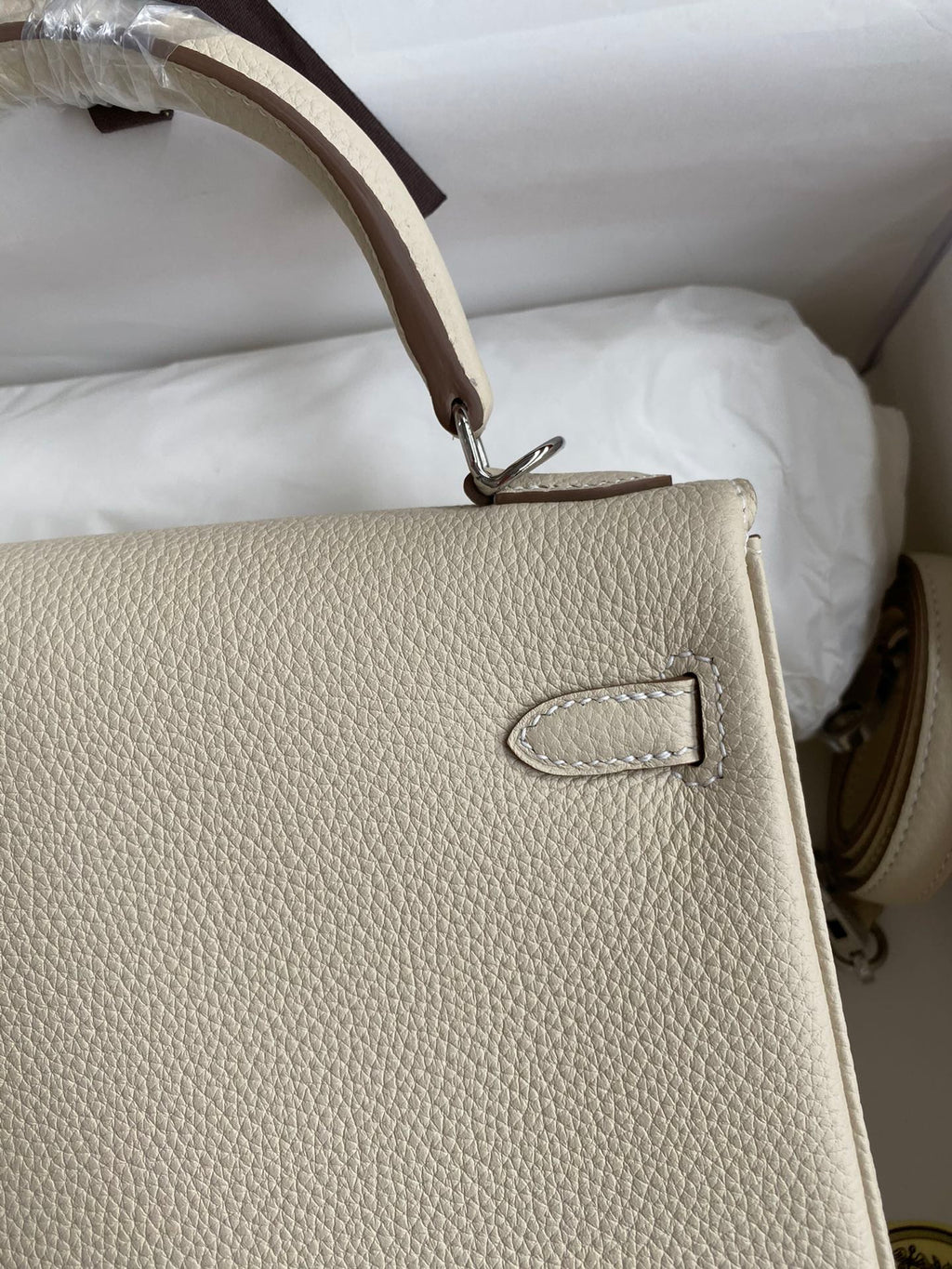 Kelly 25 Togo Leather Bag