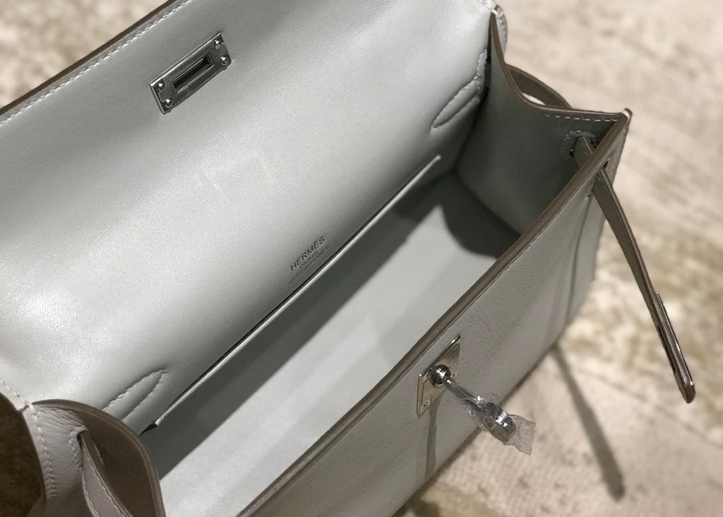 Kelly Pochette 22
