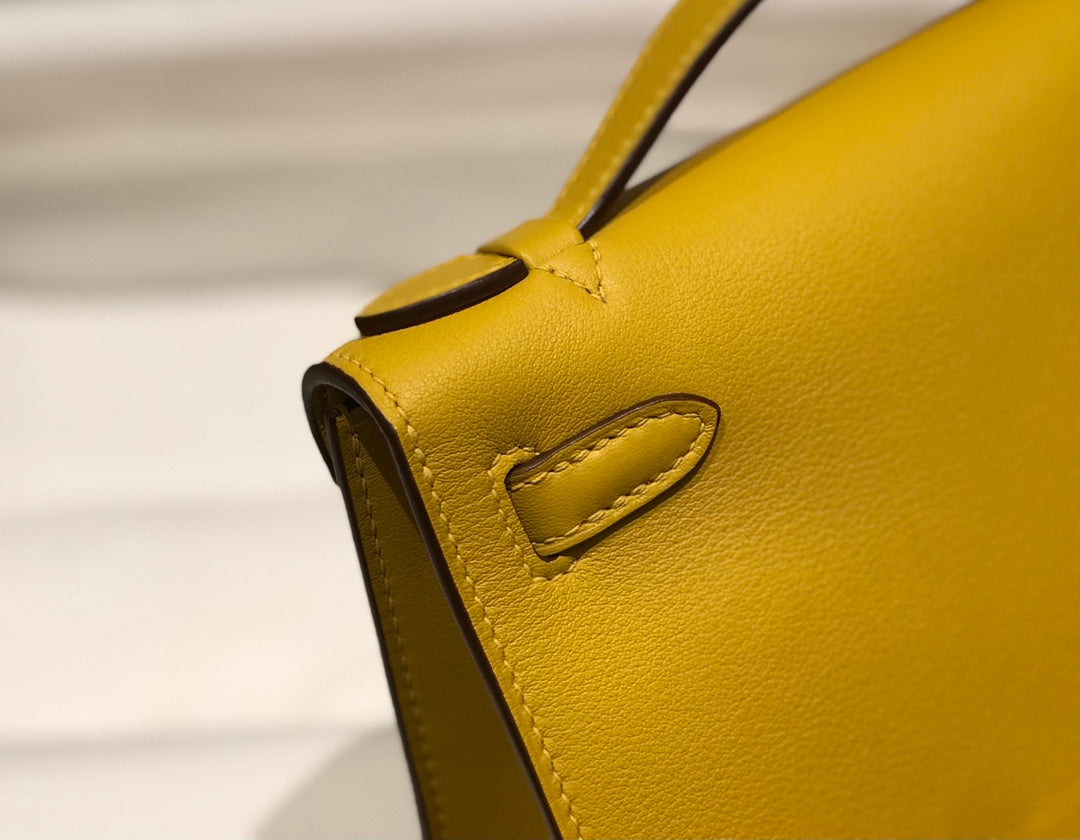 Kelly Pochette 22