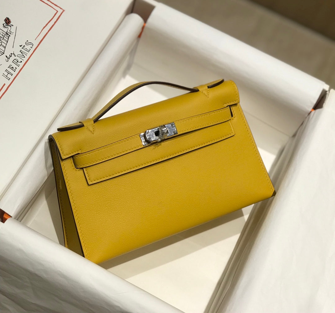Kelly Pochette 22