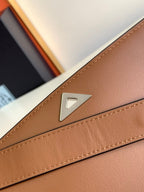 Symbole Triangle Plaque Flap Shoulder Bag