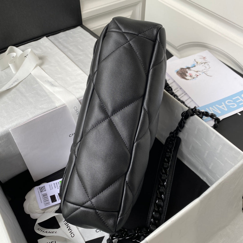 19 Flap Bag