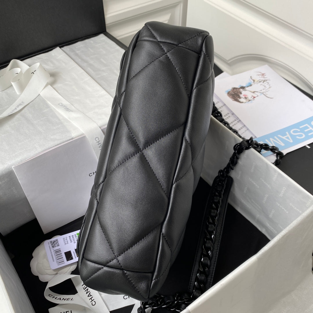 19 Flap Bag