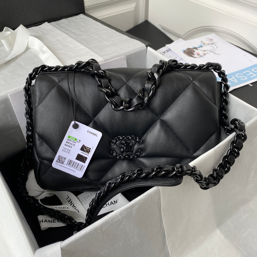 19 Flap Bag