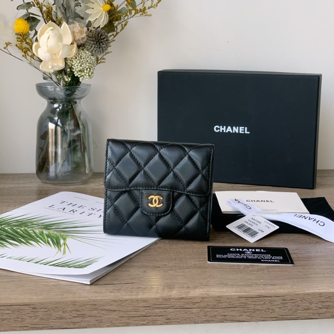 Quilted Mini Wallet