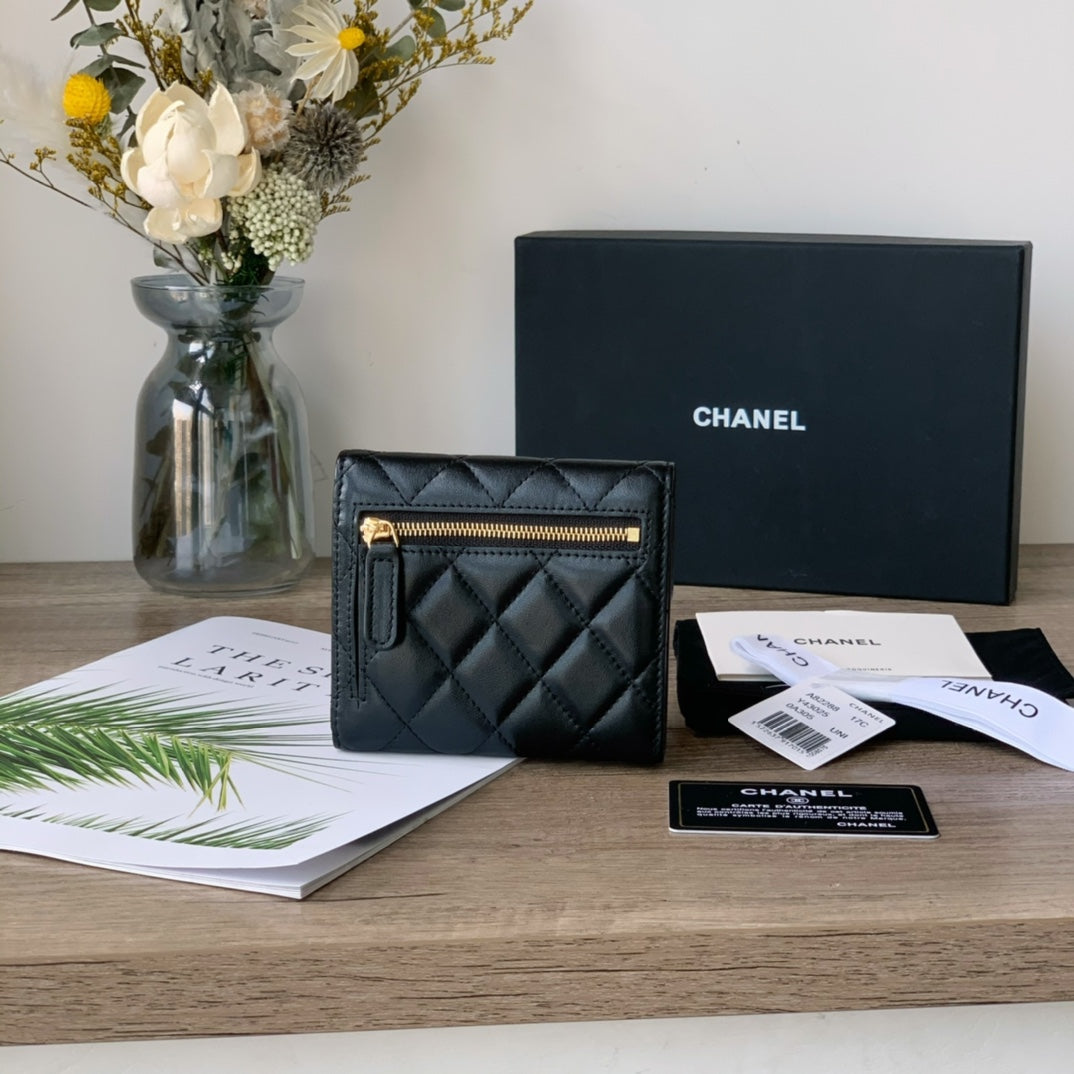 Quilted Mini Wallet