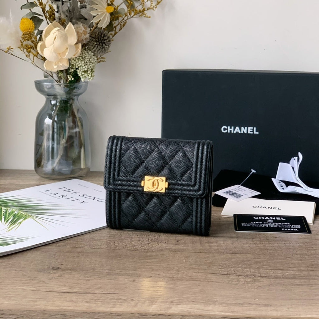 Quilted Caviar Leather Compact Flap Wallet