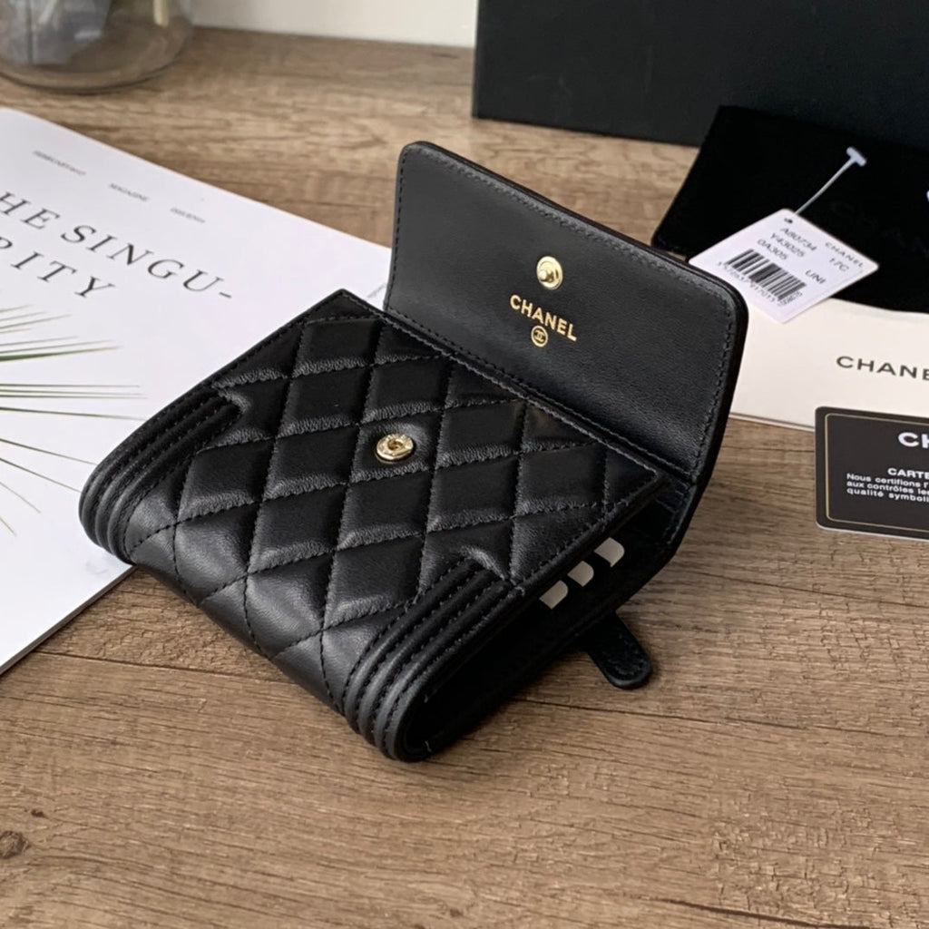 Quilted Leather Compact Flap Wallet