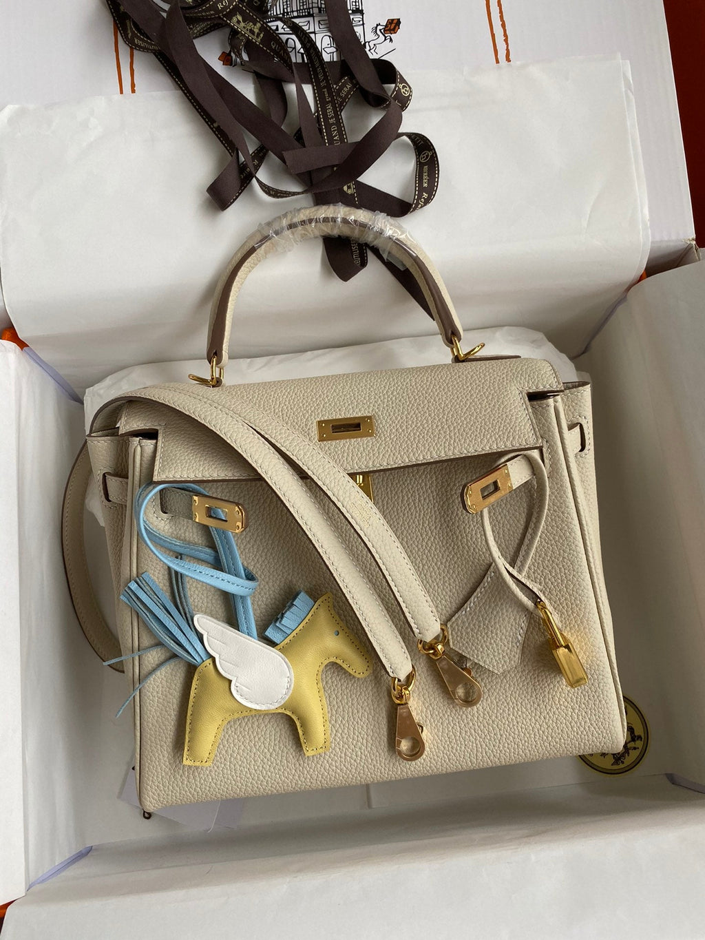 Kelly 25 Togo Leather Bag