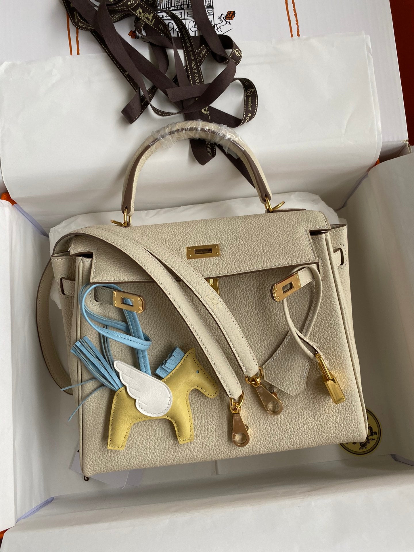 Kelly 25 Togo Leather Bag