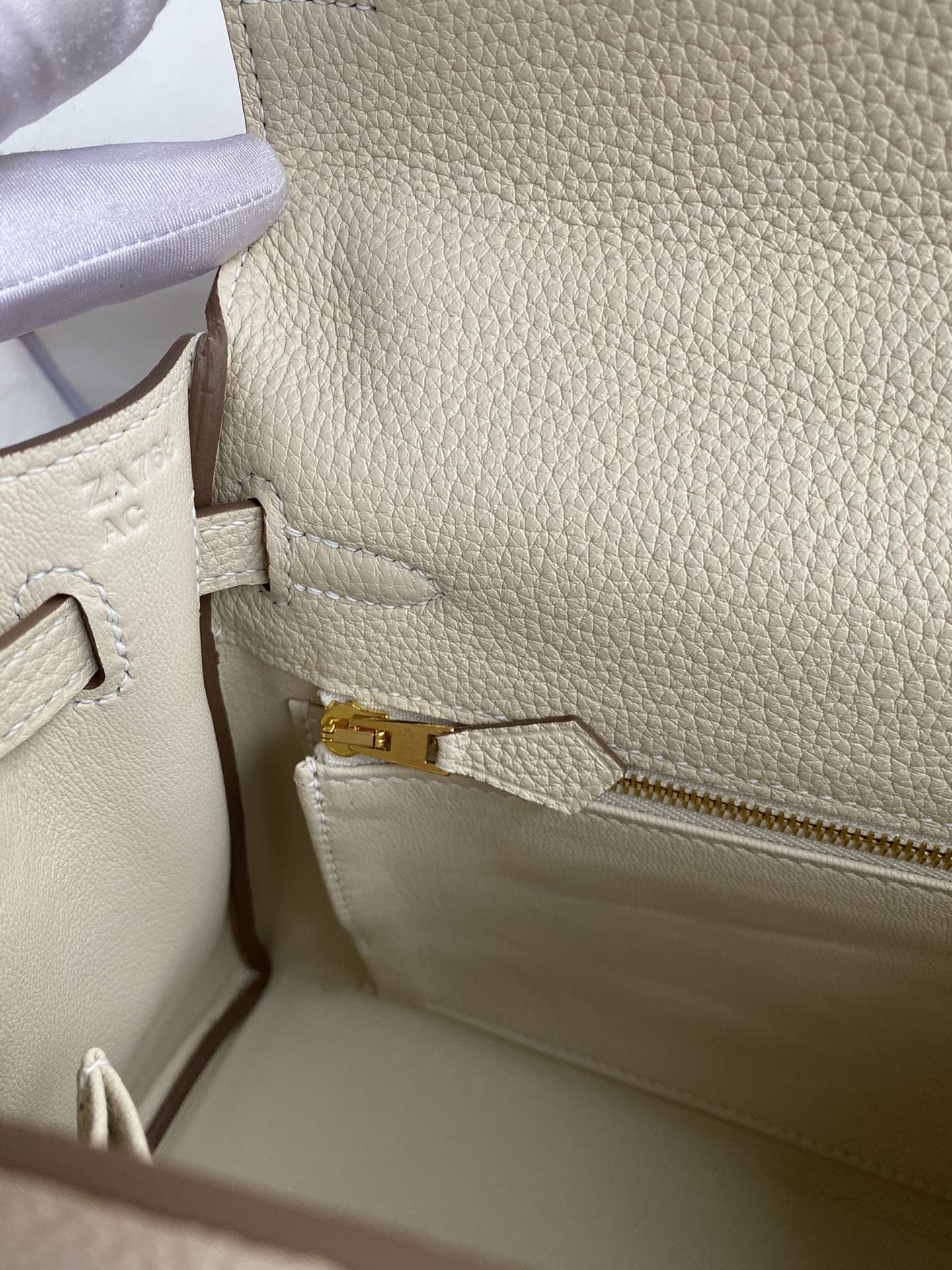 Kelly 25 Togo Leather Bag