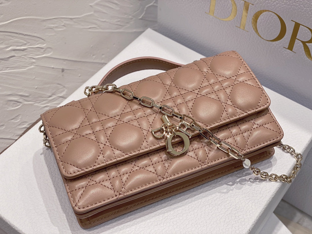 Lady Quilted Flap Bag