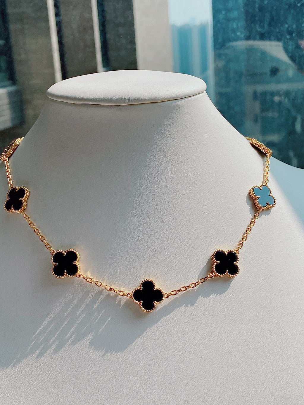 Alhambra Vintage 10 Motif Necklace in Black Onyx
