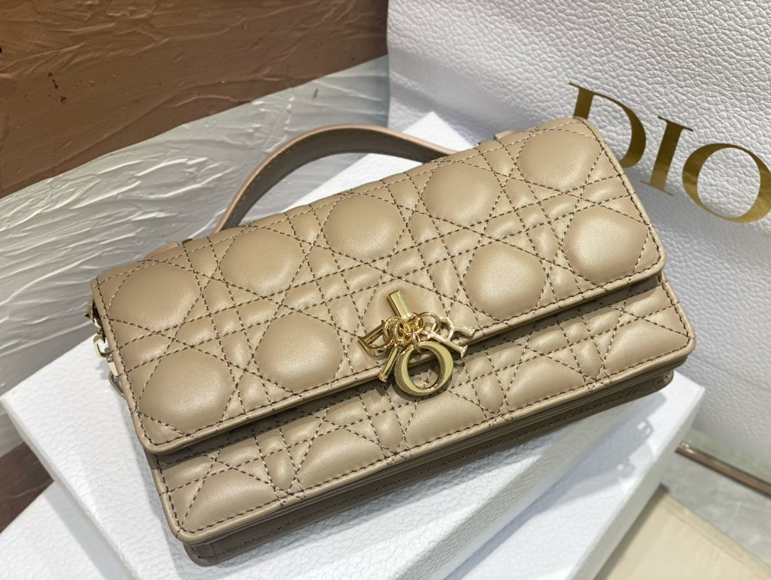 Lady Quilted Flap Bag