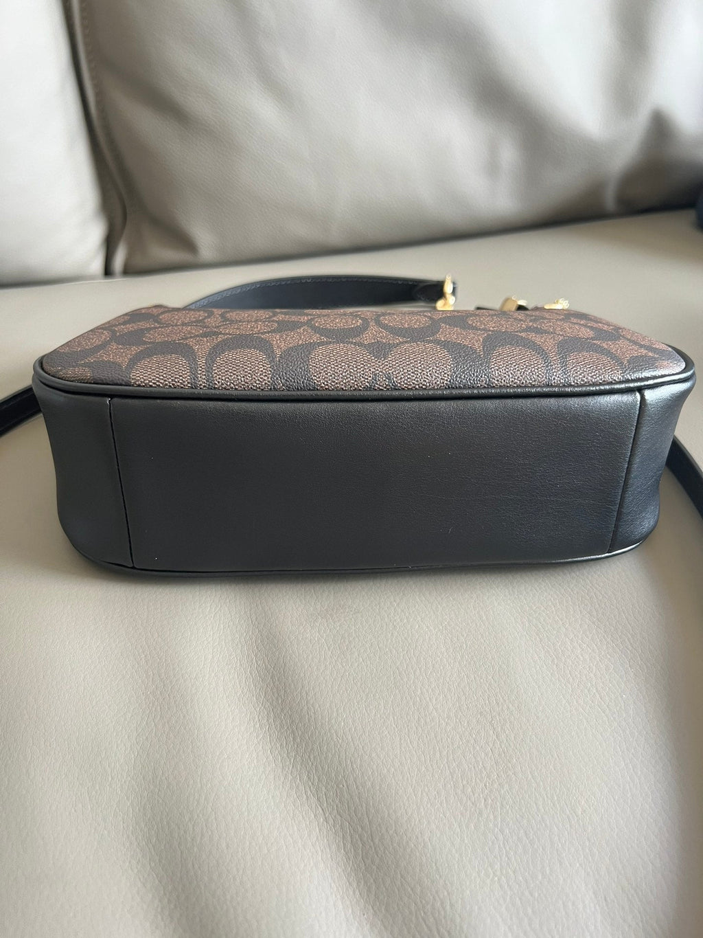 Teri Shoulder Bag