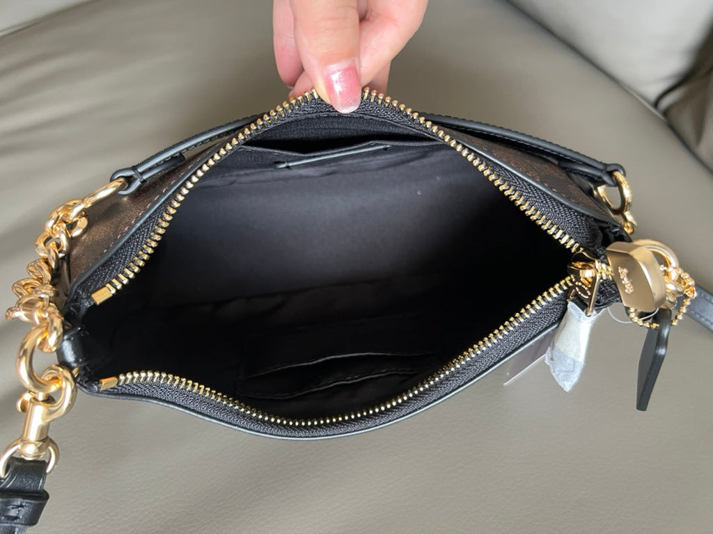 Teri Shoulder Bag