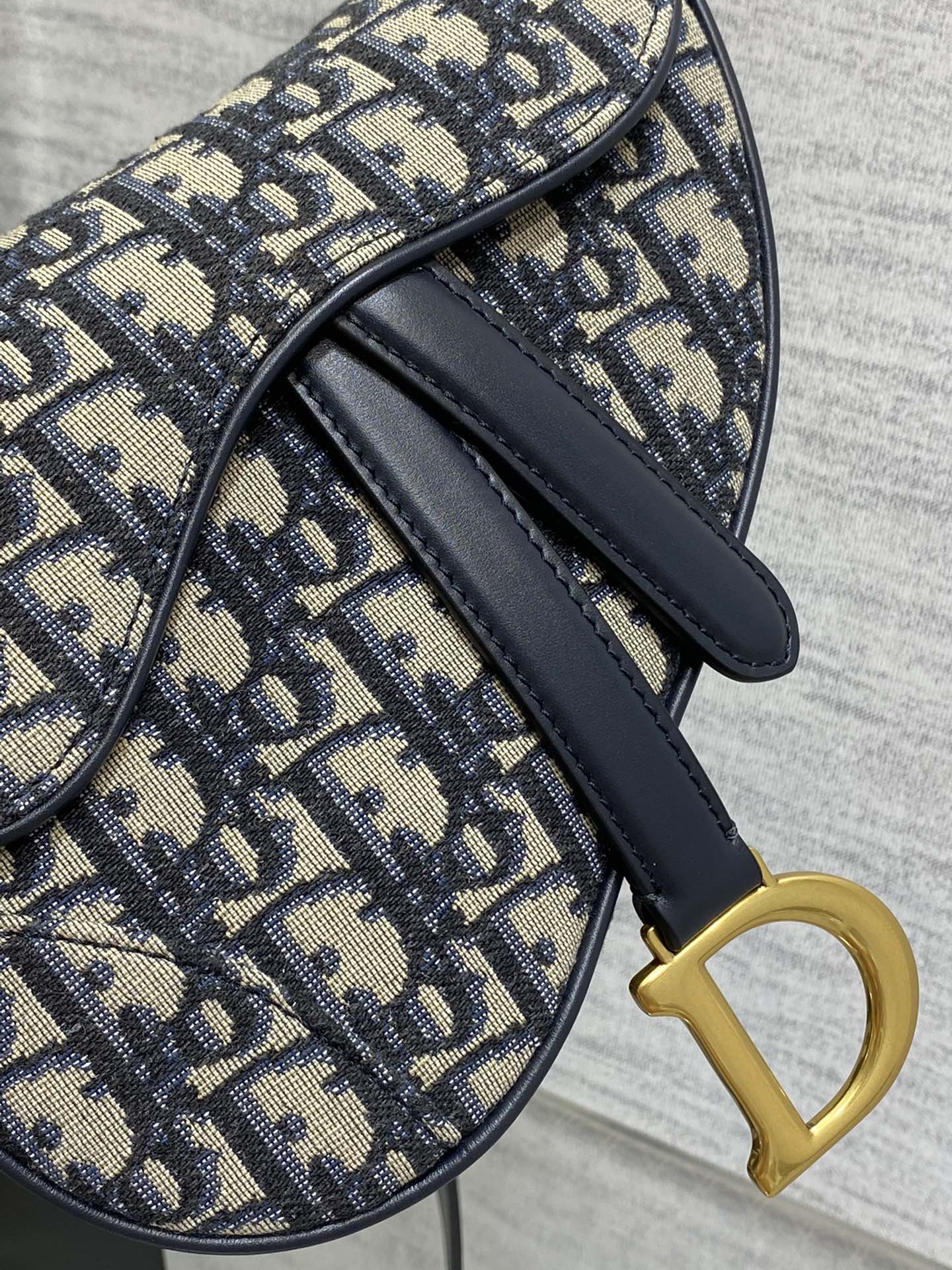 Saddle Bag