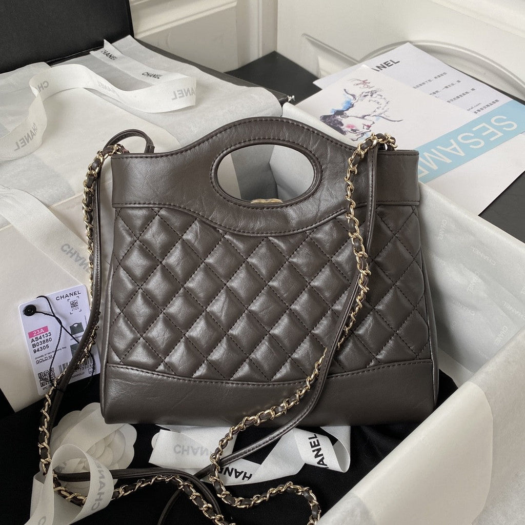 31 Quilted Leather Shopping Bag