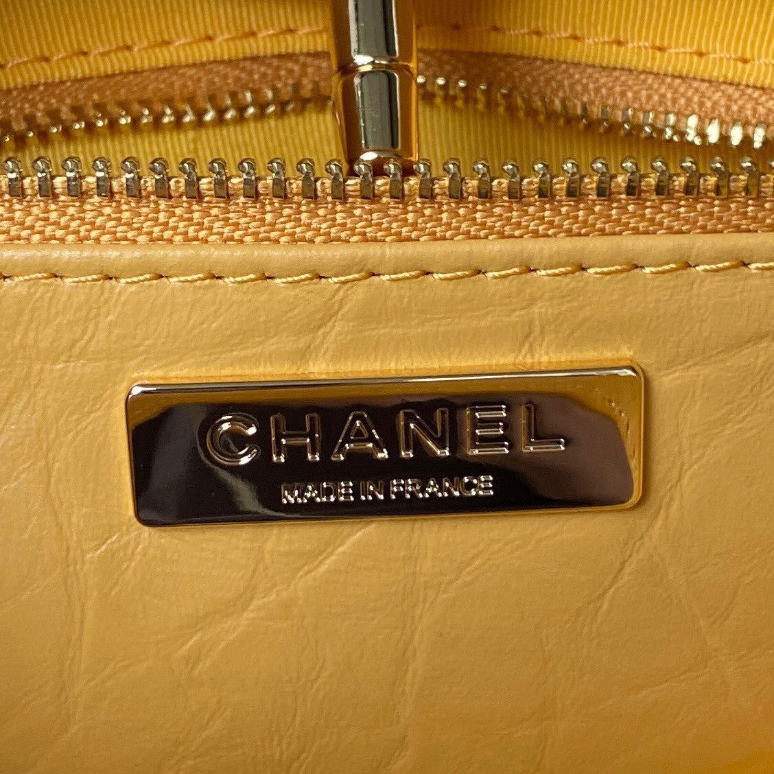 31 Quilted Leather Shopping Bag