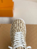Trainer x Air Sneaker