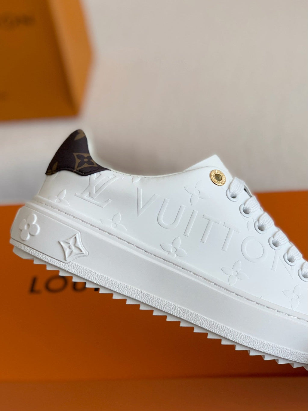 Time Out Sneaker