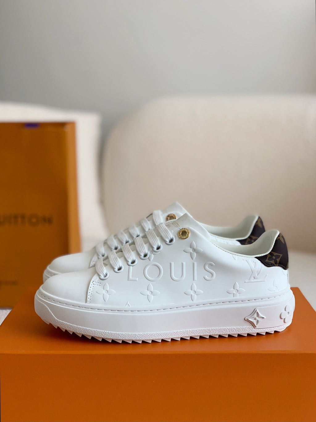 Time Out Sneaker