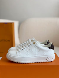 Time Out Sneaker