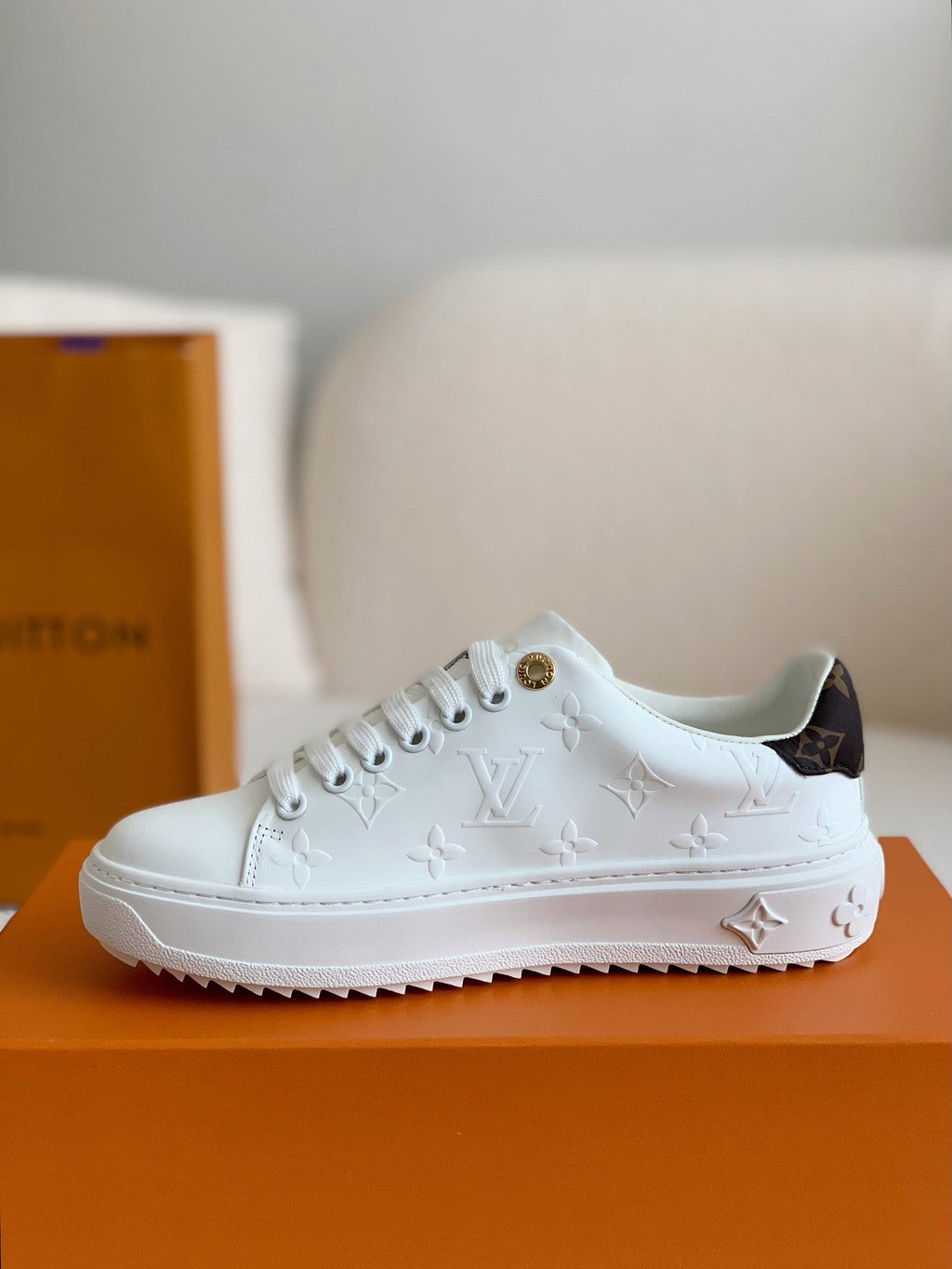 Time Out Sneaker