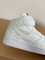 Trainer x Air High Sneaker