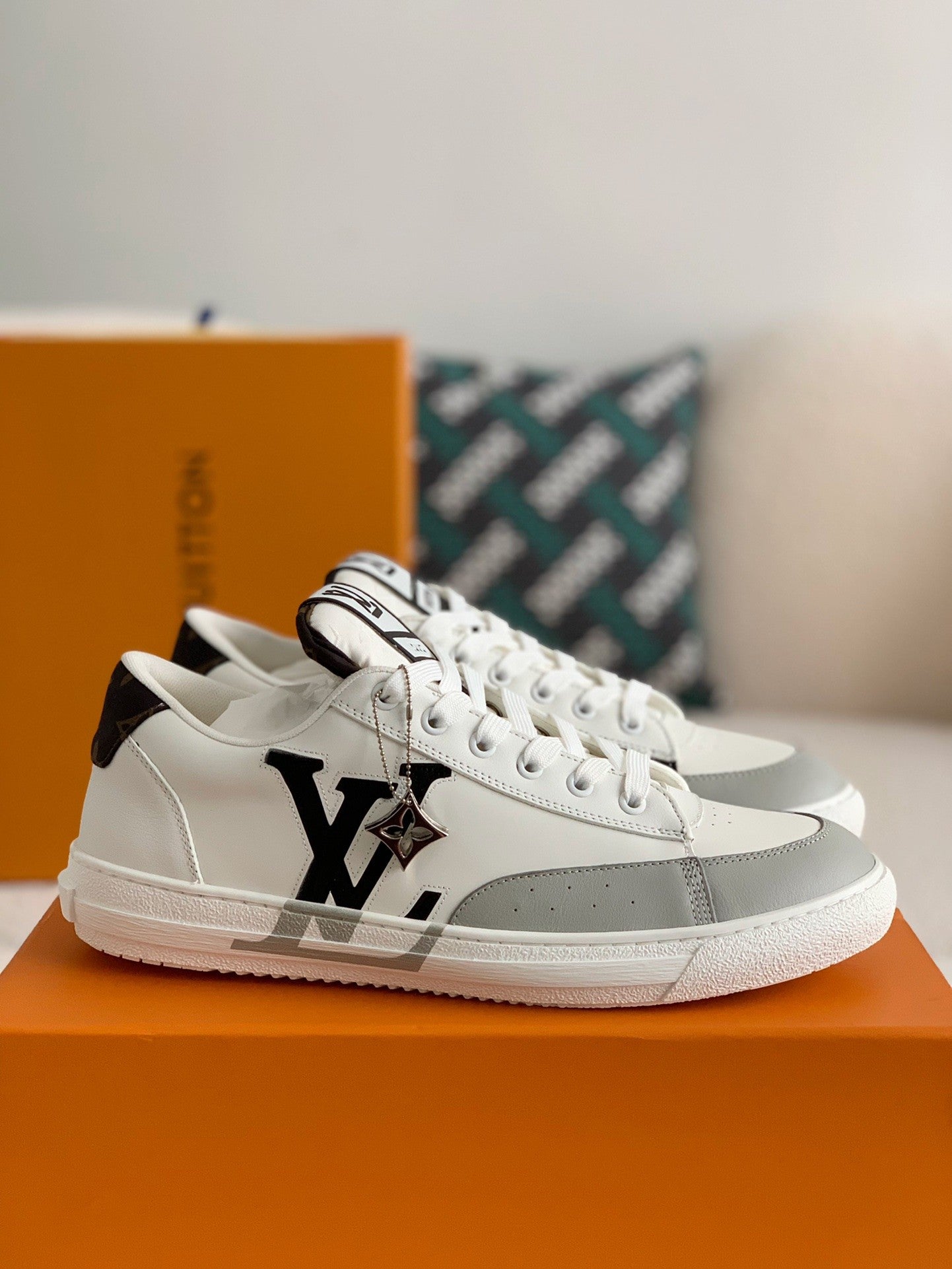 Charlie Sneaker