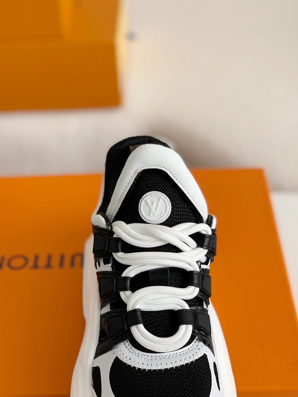 Archlight Sneaker