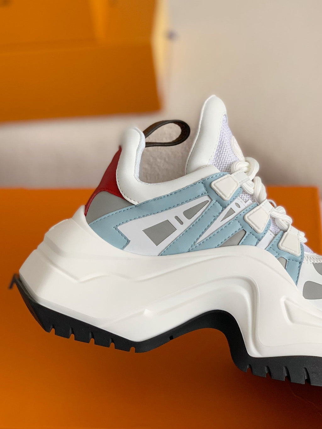 Archlight Sneaker