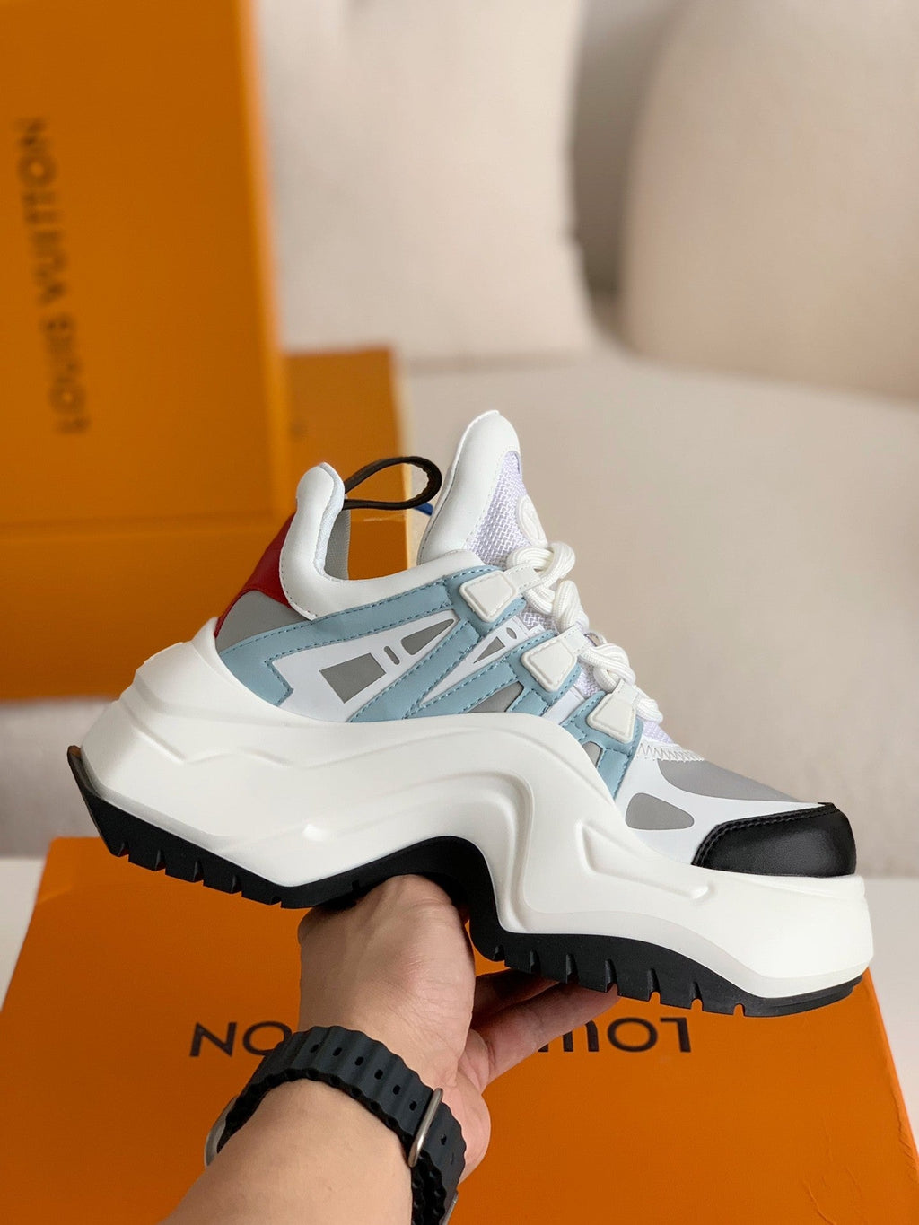 Archlight Sneaker