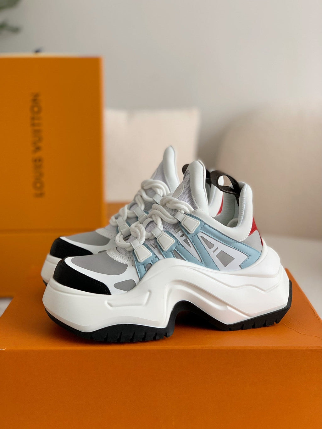 Archlight Sneaker