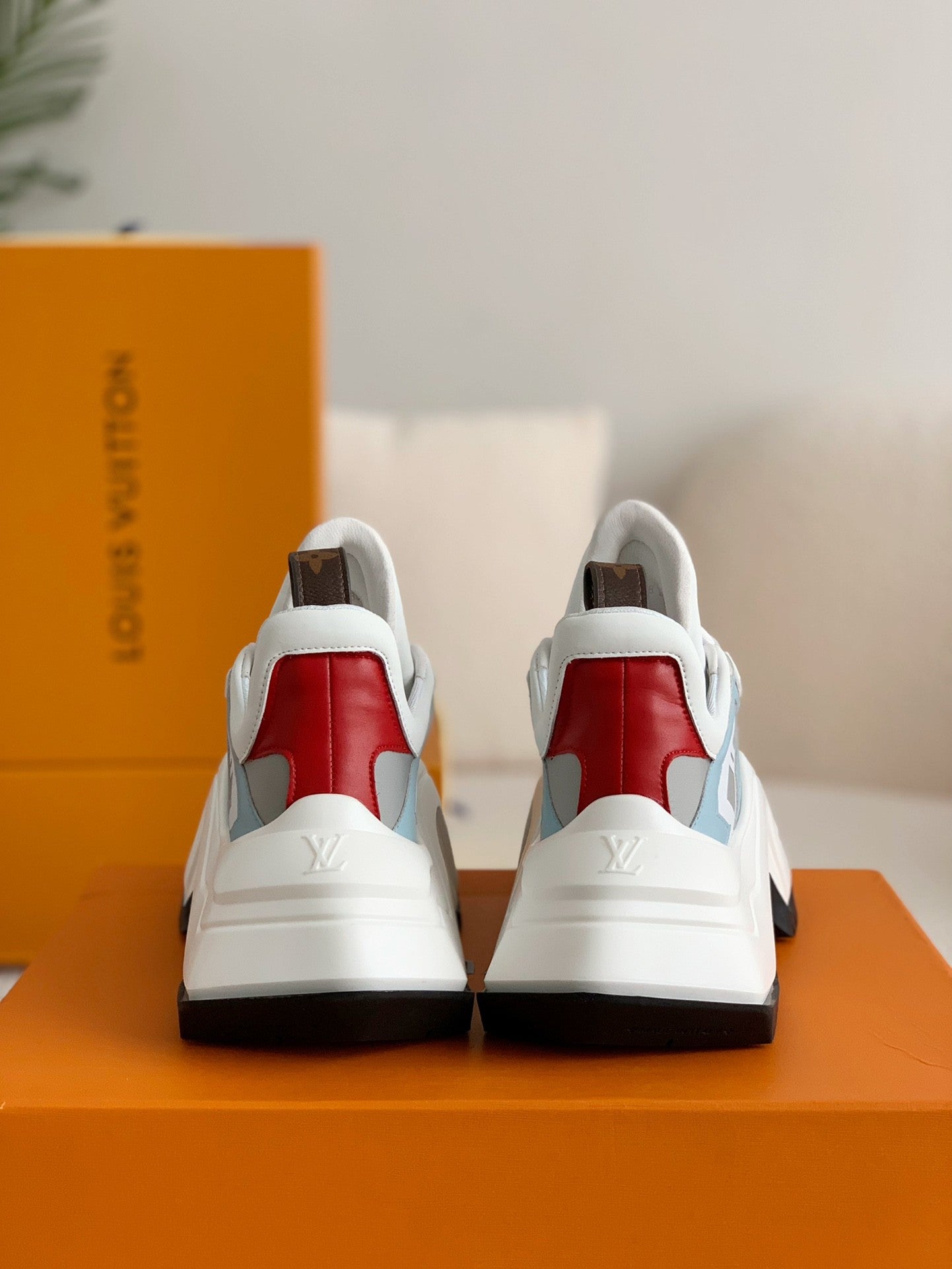 Archlight Sneaker