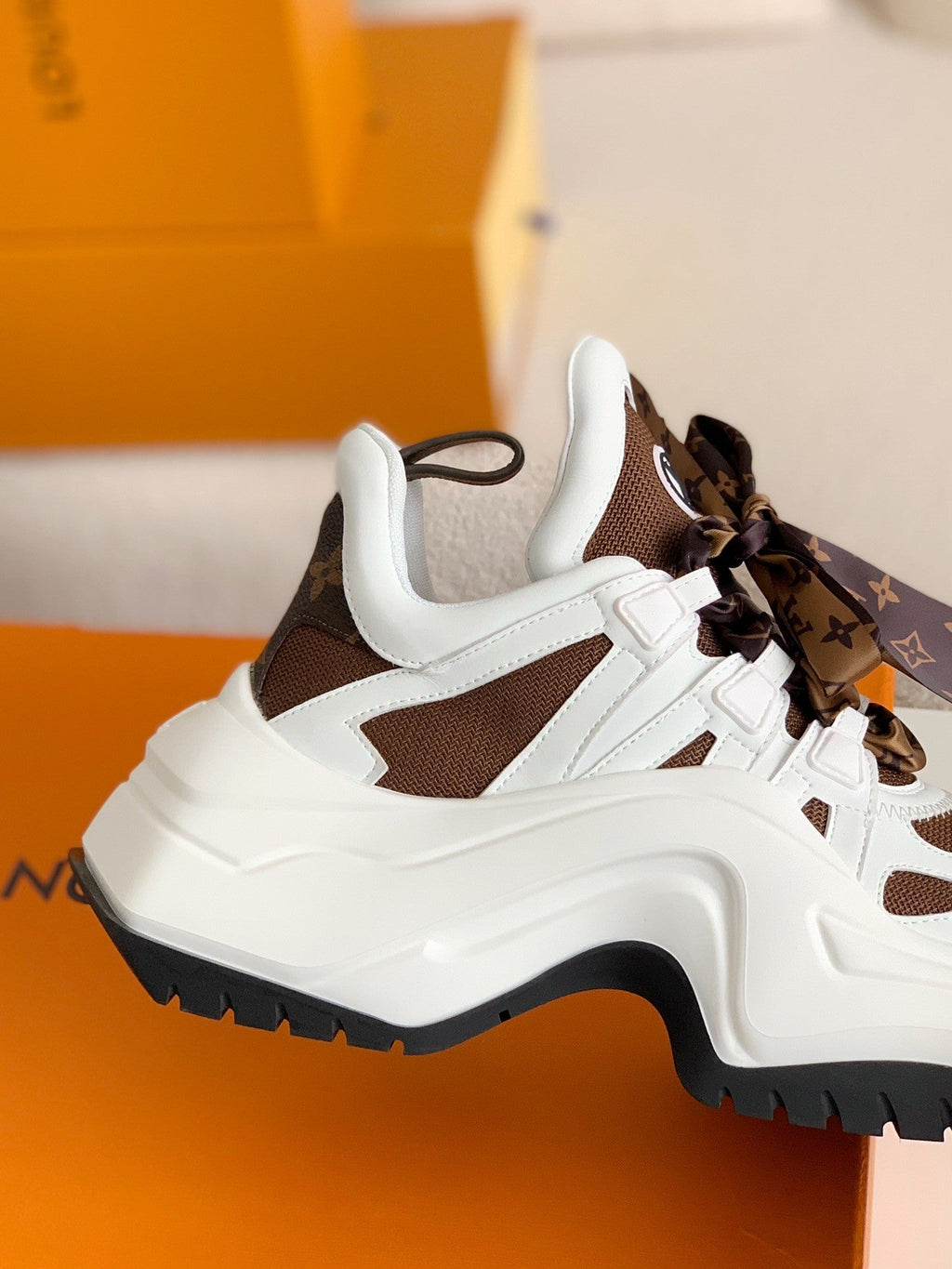 Archlight Sneaker