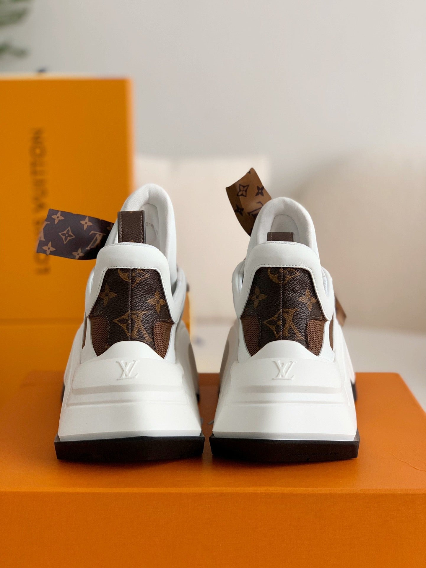 Archlight Sneaker