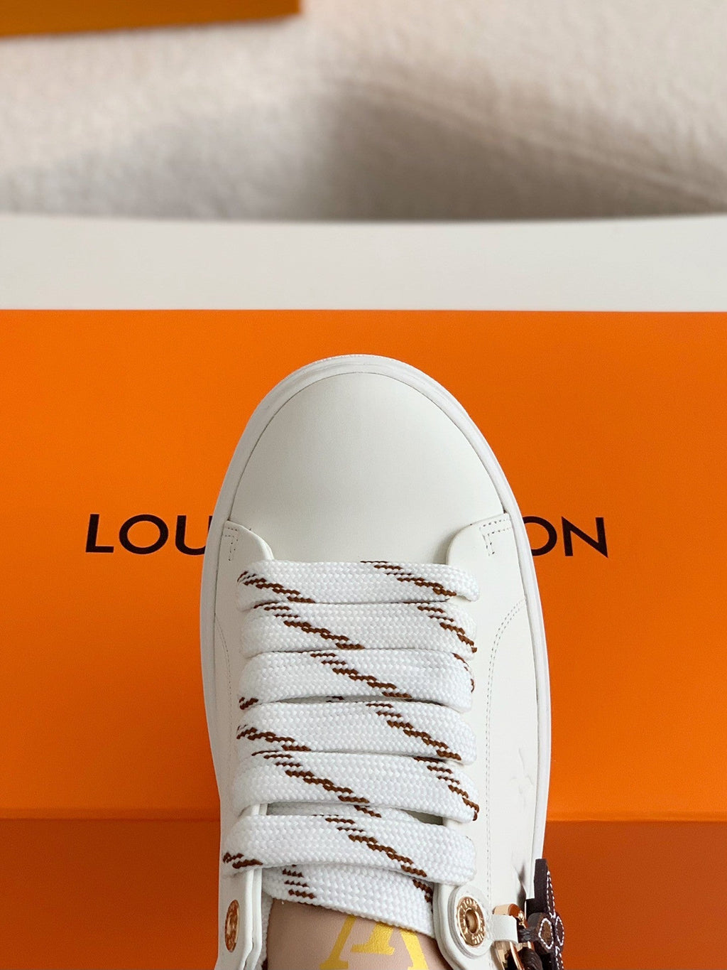 Time Out Sneaker