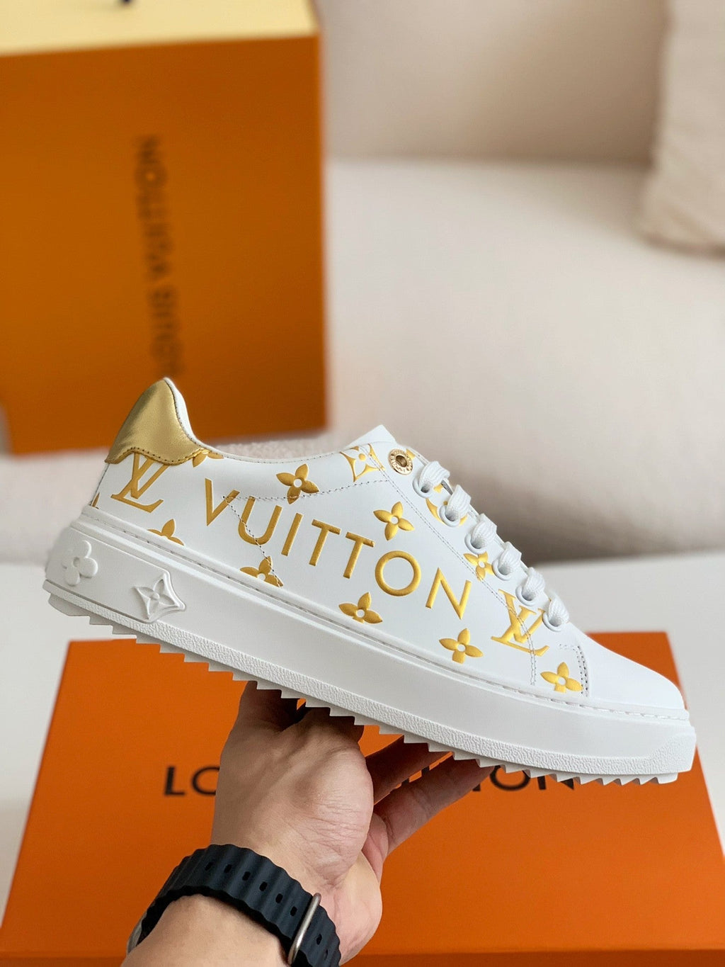 Time Out Sneaker