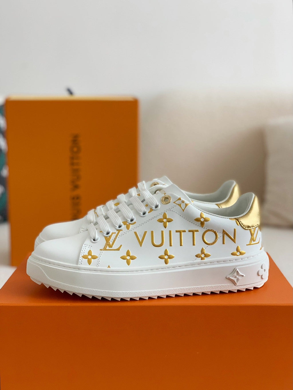 Time Out Sneaker