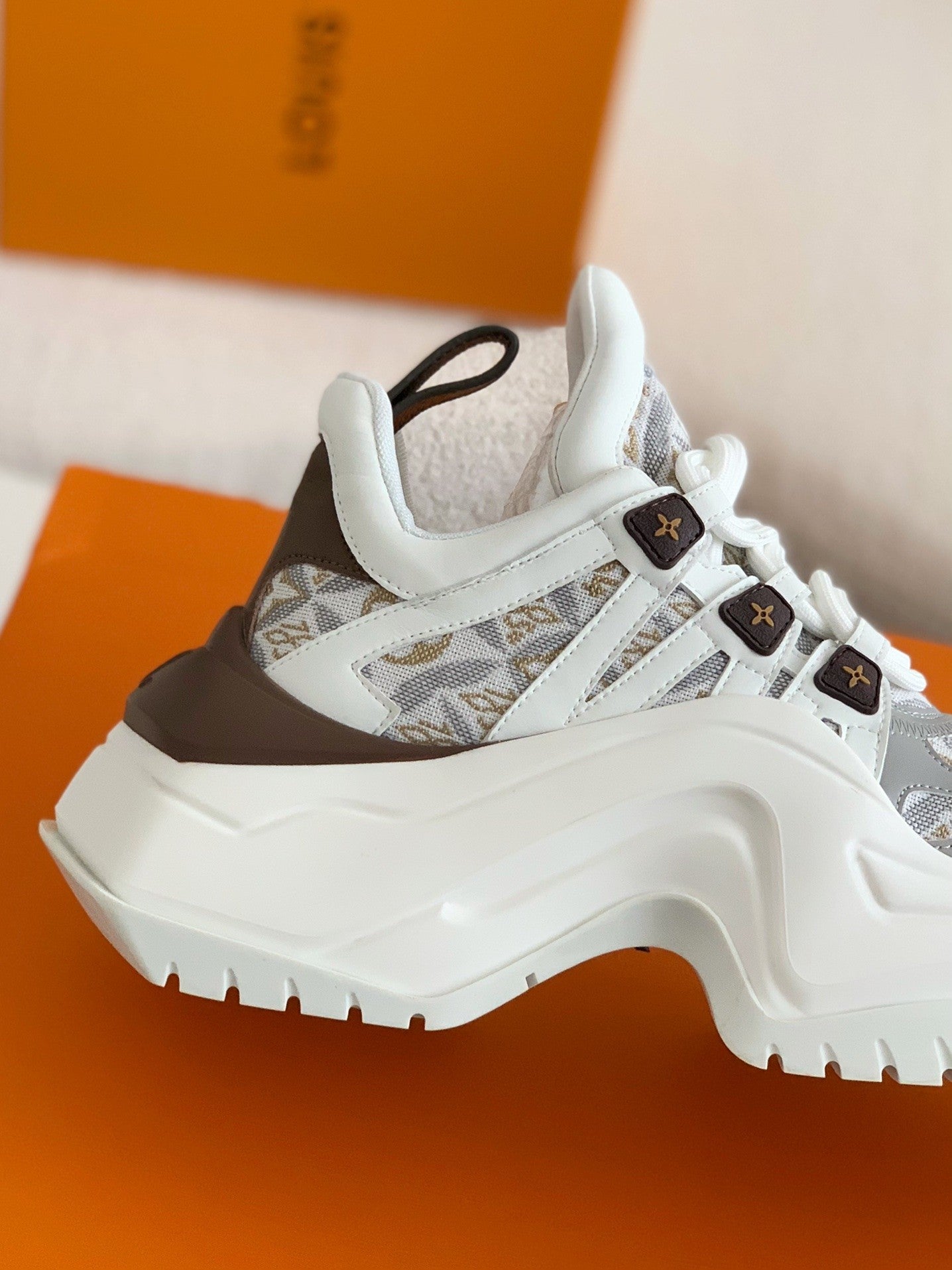 Archlight Sneaker