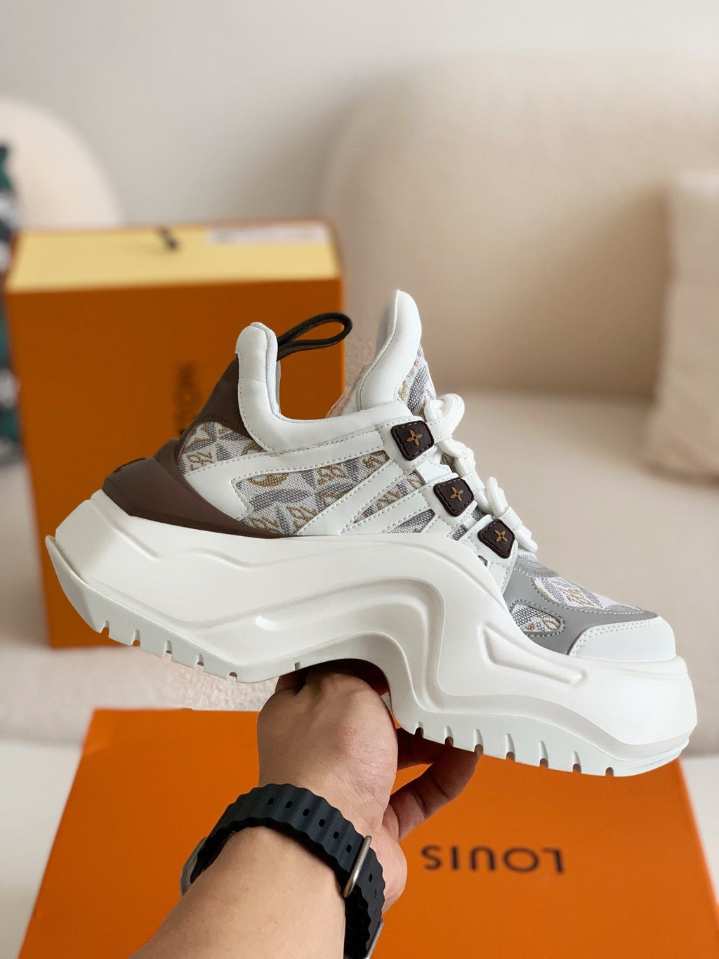 Archlight Sneaker