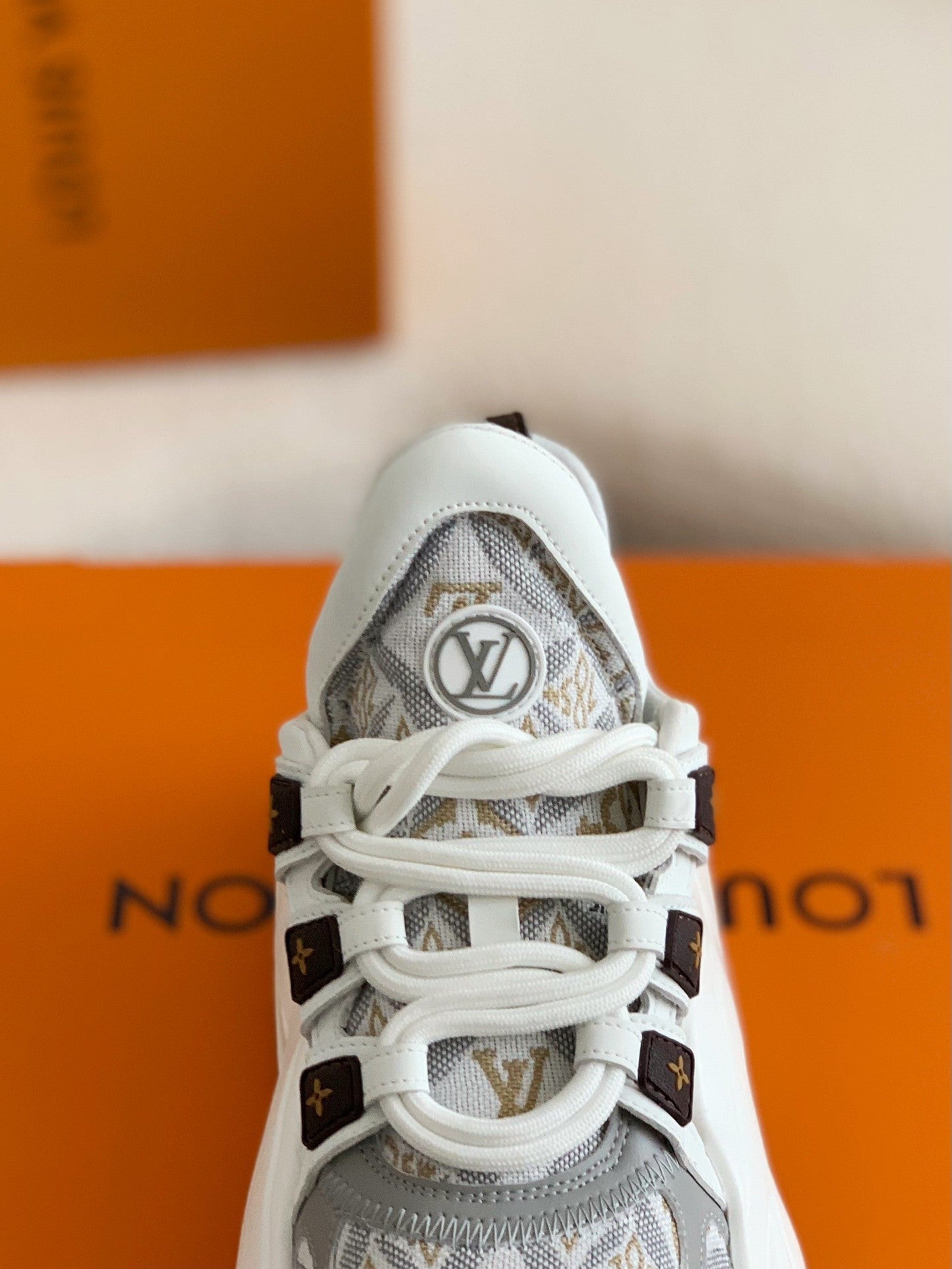Archlight Sneaker