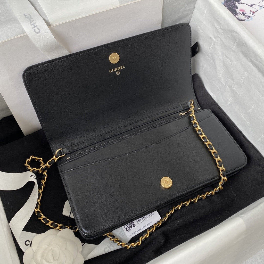 Wallet on Chain (WOC)