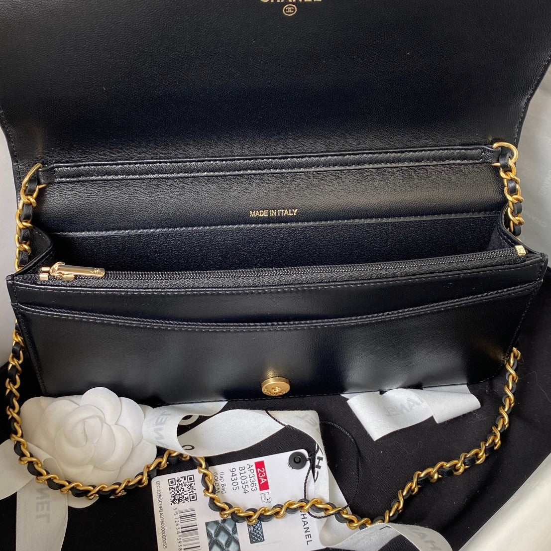 Wallet on Chain (WOC)