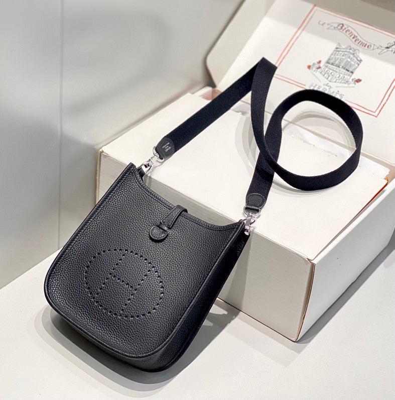 Evelyne Bag