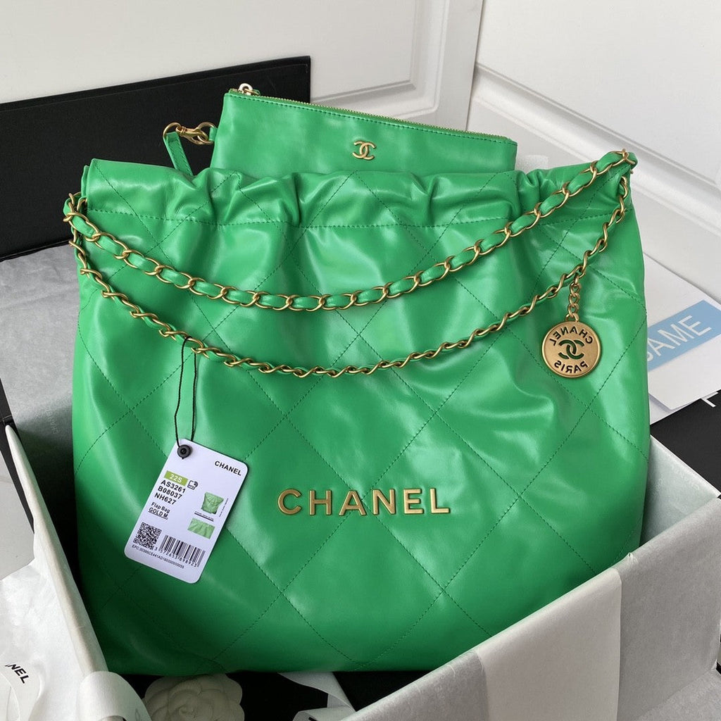 22 Large Handbags
