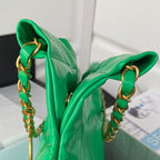 22 Large Handbags