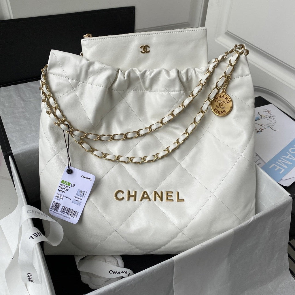 22 Large Handbags