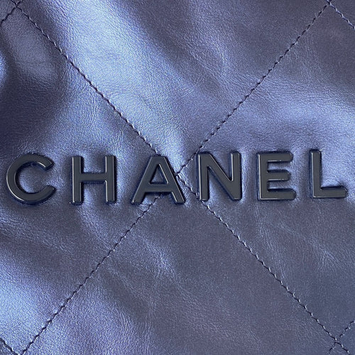 22 Large Handbags